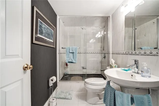 Additional image 40 of 150 WILSON St Unit PH2