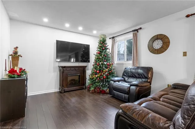 Additional image 8 of 62 Adis Ave