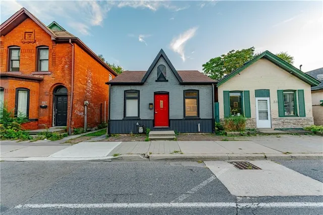 Additional image 4 of 329 MAIN St