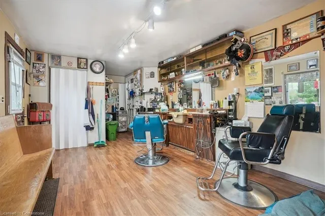 Additional image 8 of 142 Emerson St