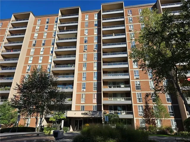 Additional image 3 of 1966 MAIN St Unit 504