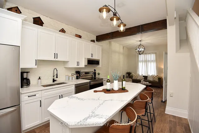 Additional image 16 of 277 Main St