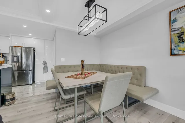 Additional image 14 of 120 Duke St Unit 704