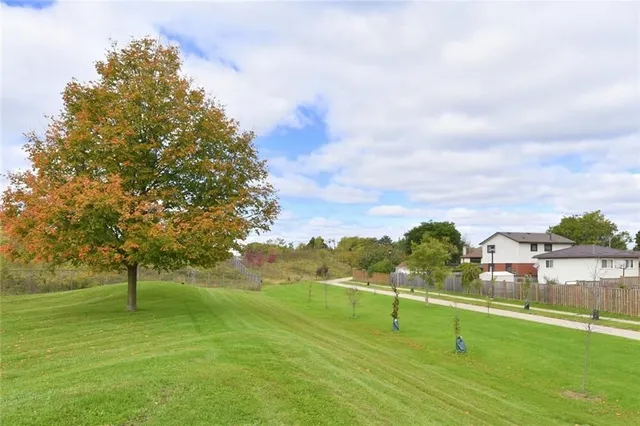 Additional image 37 of 880 LIMERIDGE Rd Unit 63