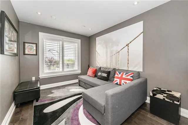 Additional image 28 of 1083 BEACH Blvd