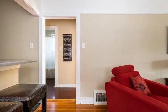 Additional image 11 of 34 NORWOOD Rd