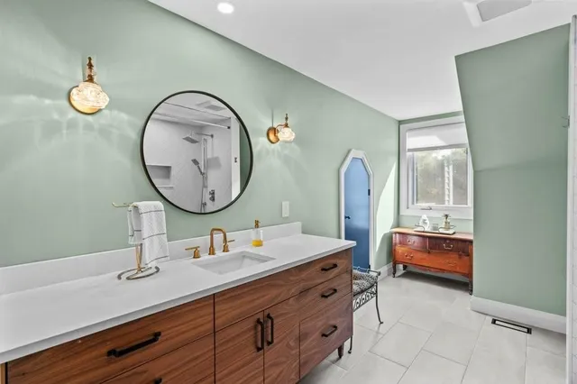 Additional image 34 of 851 WESTOVER Rd