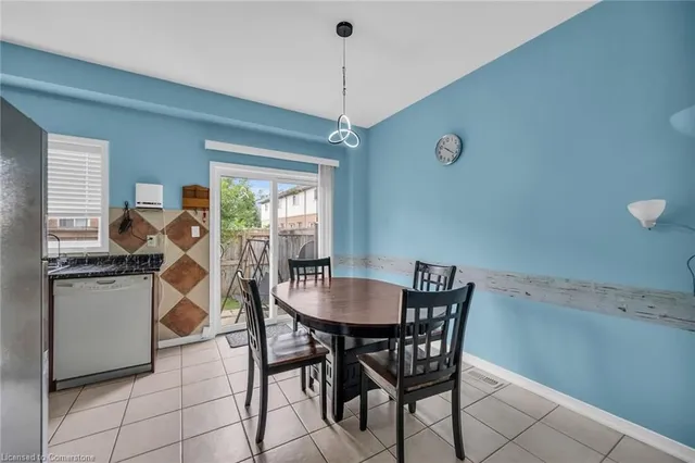 Additional image 5 of 170 Dewitt Rd Unit 17