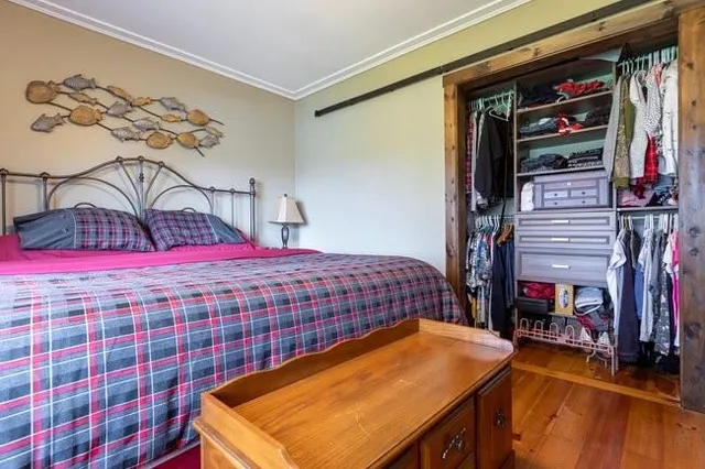 Additional image 28 of 3052 Guyatt Rd