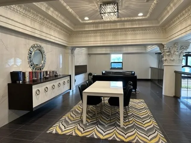 Additional image 28 of 112 KING St Unit 1109