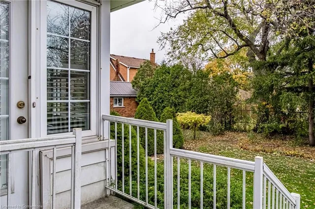 Additional image 43 of 144 Brantdale Ave