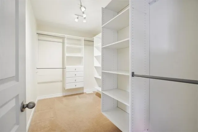 Additional image 31 of 232 RAYMOND Rd