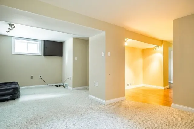 Additional image 26 of 34 NORWOOD Rd