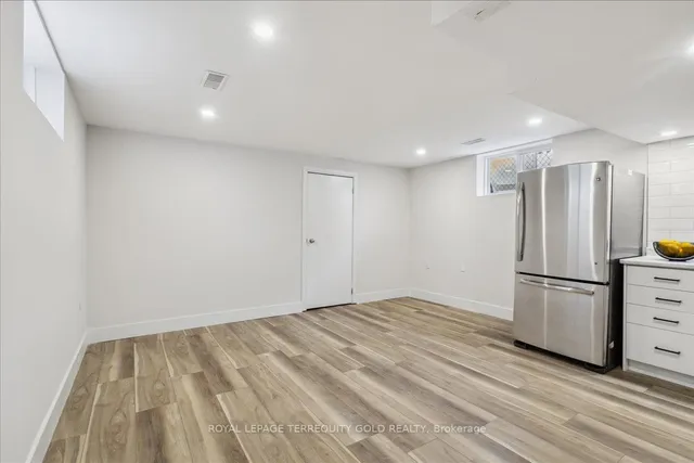 Additional image 28 of 2027 Brampton St