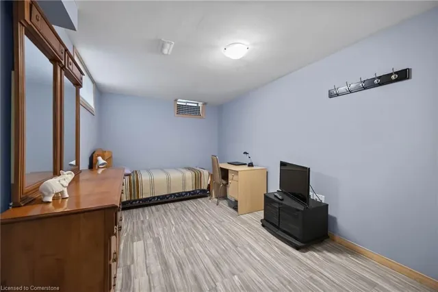 Additional image 40 of 8 Thornbury Court Crt