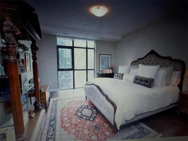 Additional image 23 of 112 KING St Unit 1109