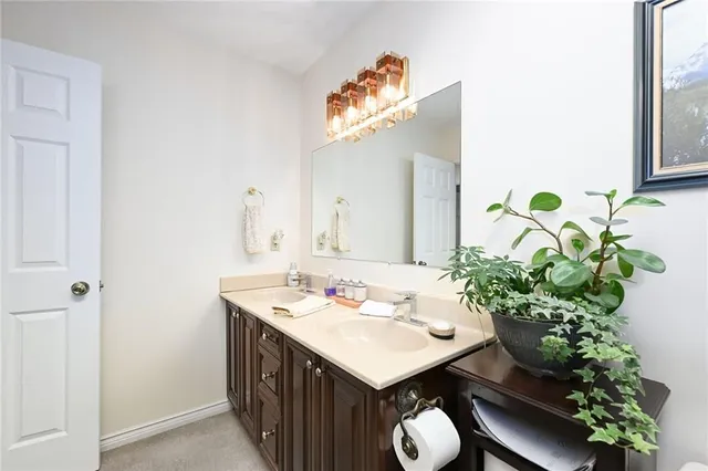 Additional image 26 of 38 LAKEGATE Dr