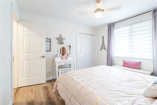 Additional image 19 of 19 VANSTRAALEN St