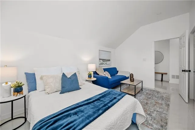 Additional image 15 of 127 FREELTON Rd