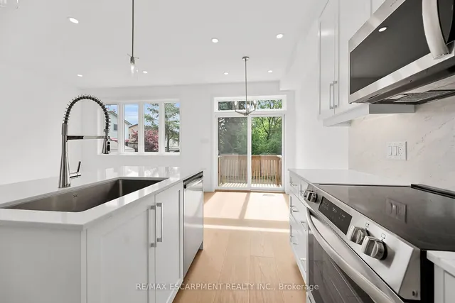 Additional image 17 of 35 Kingfisher Dr