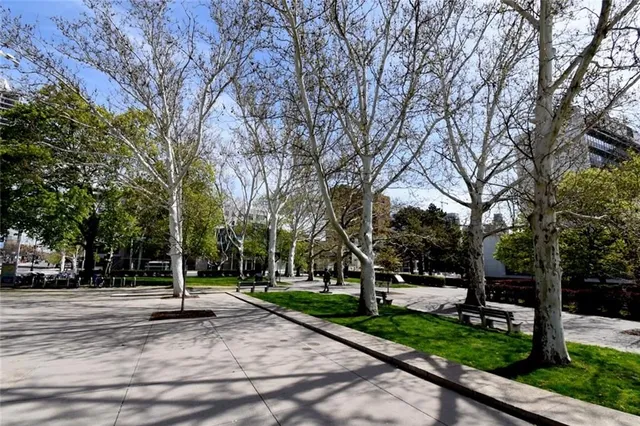 Additional image 21 of 66 Bay St Unit PH 807