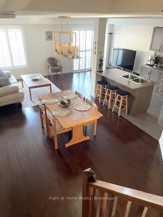 Additional image 3 of 35 CHARLESWOOD Cres