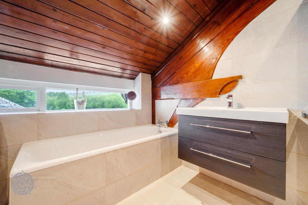 Additional image 28 of Whittlestone Head, Darwen, Lancashire, BB3 3RS