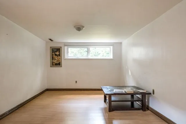 Additional image 32 of 104 HOSTEIN Dr