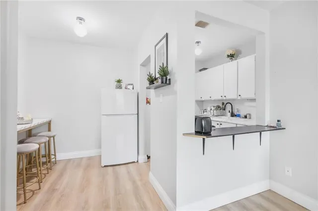 Additional image 10 of 57 Mericourt Rd Unit 302