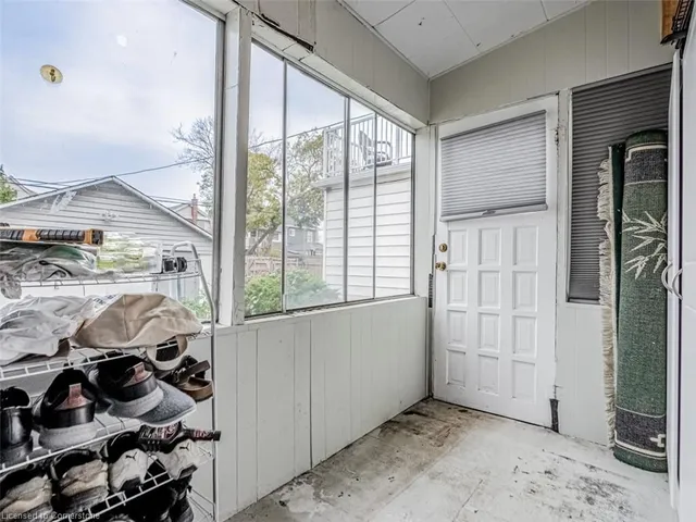 Additional image 16 of 34 Fairview Ave