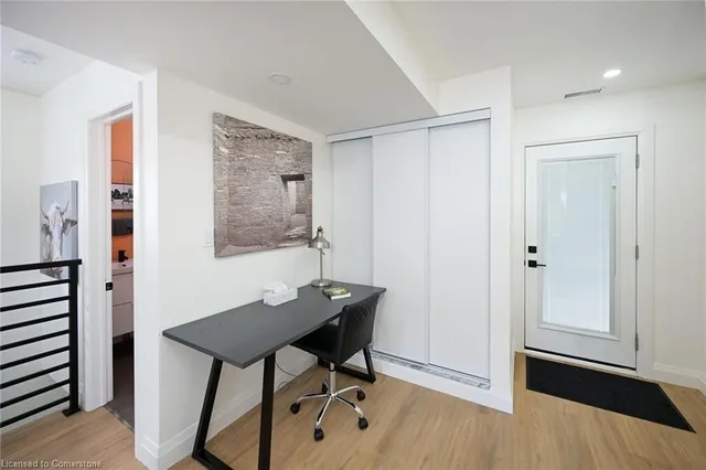 Additional image 40 of 198 Dundurn St