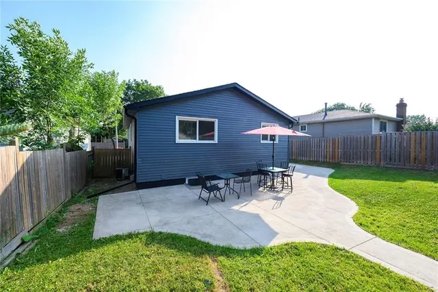 Additional image 48 of 165 BELLINGHAM Dr