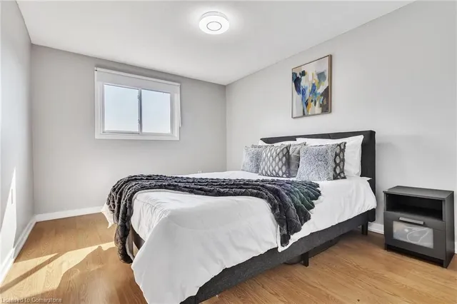 Additional image 39 of 6 Congress Cres