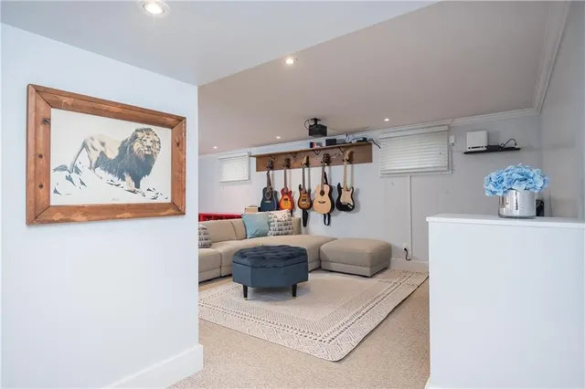 Additional image 29 of 33 Harold St