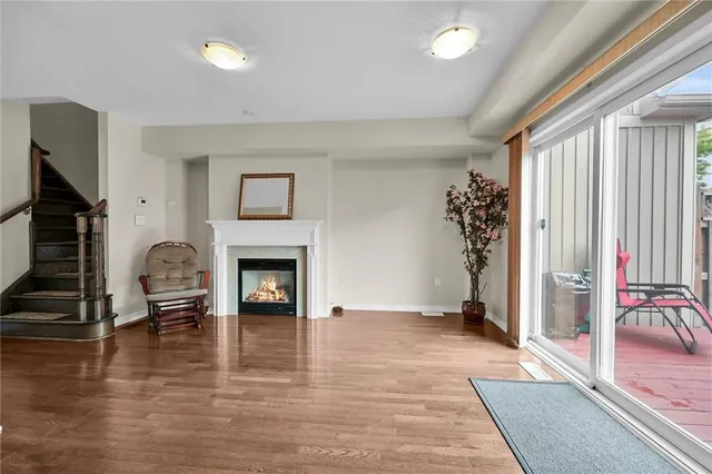 Additional image 7 of 25 NEWPORT Cres