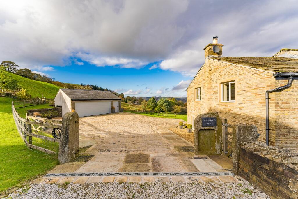 Additional image 50 of 1750s Farmhouse on 0.8 acres, 360° views, rustic charm, and scenic Rossendale countryside!
