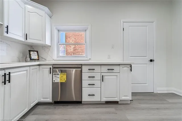 Additional image 20 of 135 East Ave