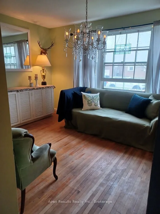 Additional image 5 of 111 Stroud Rd