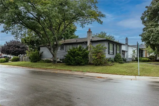 Additional image 26 of 20 MAGNOLIA Dr