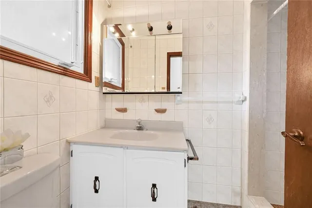 Additional image 26 of 81 SUMMERLEA Dr