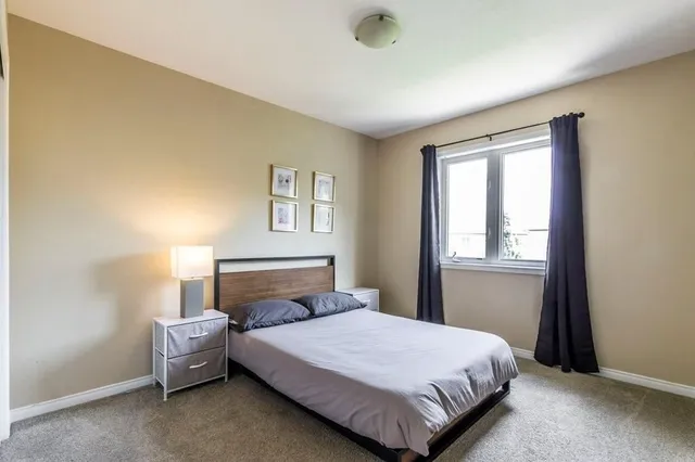 Additional image 17 of 16 NEWPORT Cres