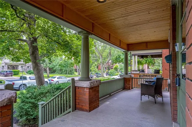 Additional image 3 of 90 BLAKE St