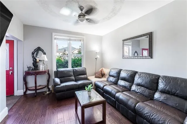 Additional image 11 of 21 SEVERN St