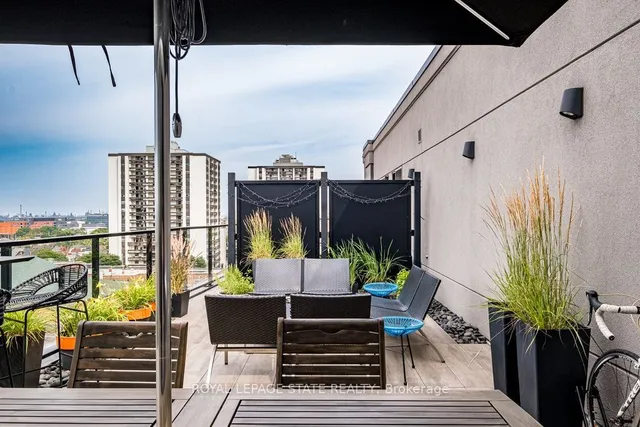 Additional image 34 of 181 James St Unit PH6