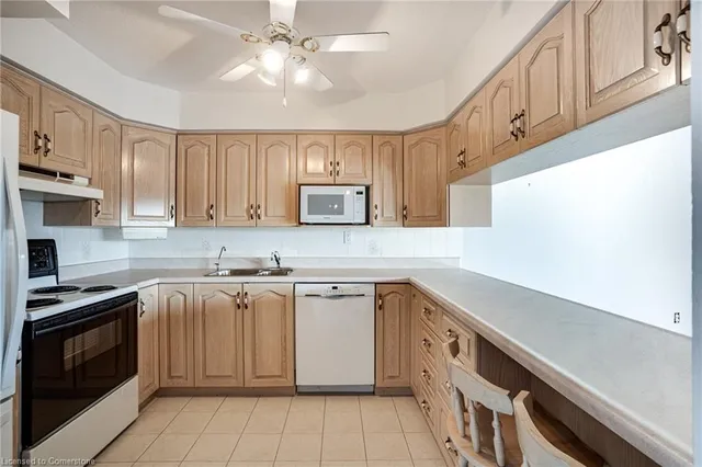 Additional image 17 of 500 Green Rd Unit 507