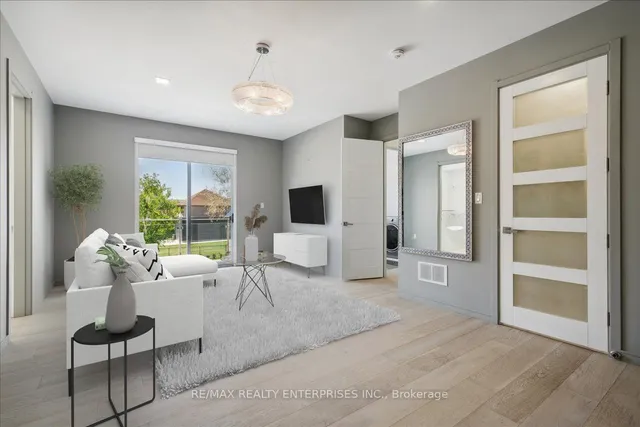 Additional image 17 of 4 Sunrow Gate