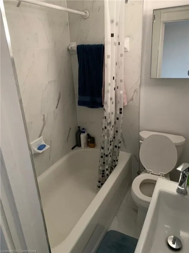 Additional image 18 of 107-109 Balsam Ave