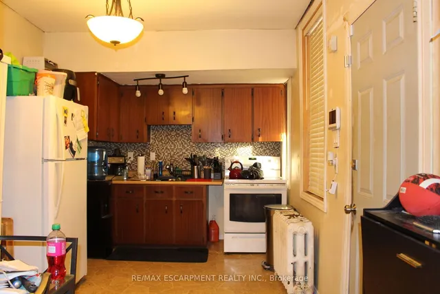 Additional image 9 of 32 Steven St