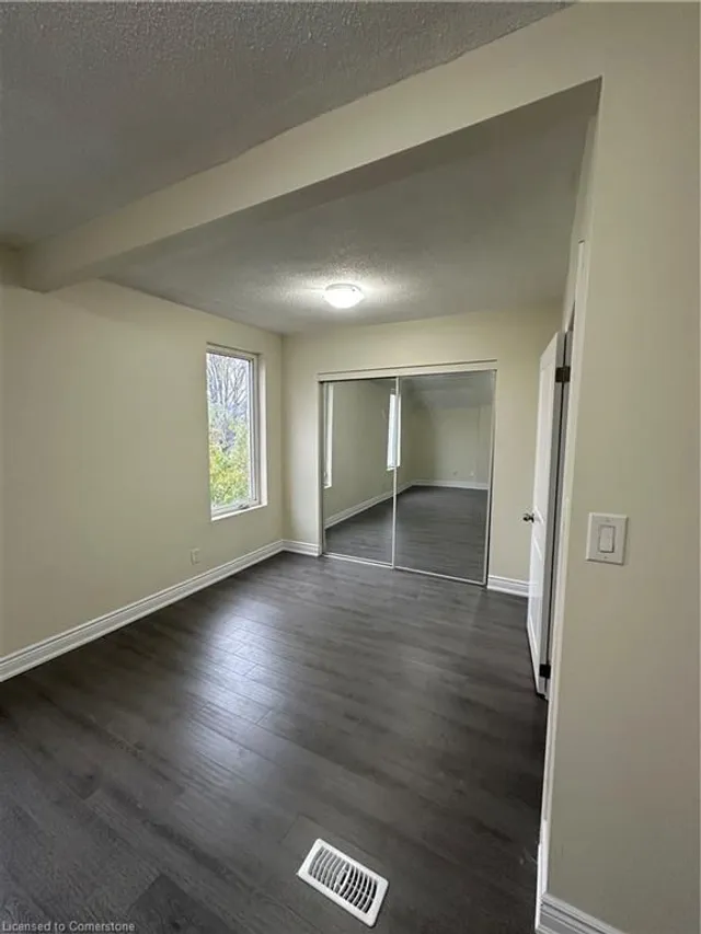 Additional image 5 of 57 Beach Rd