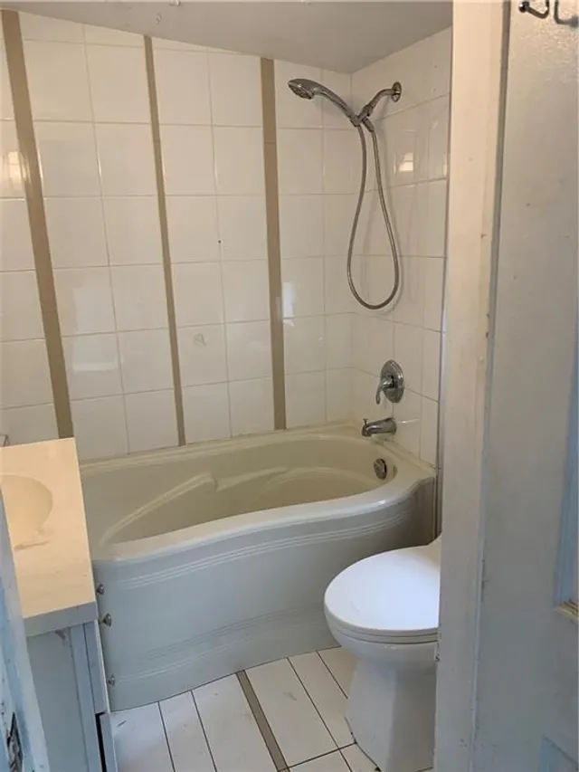 Additional image 8 of 98 EAST 18TH St